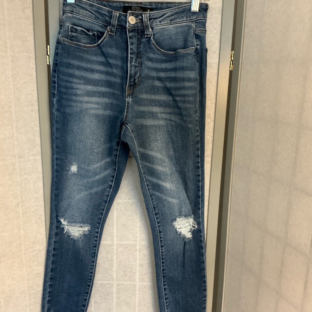 Classic Blue Distressed Women's Raw Hem Jeans